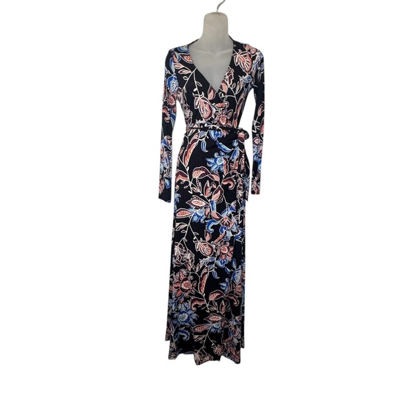 Rachel Pally Harlow Maxi Wrap Dress NWT Size M Black Floral Long Sleeve V-Neck - Picture 2 of 11